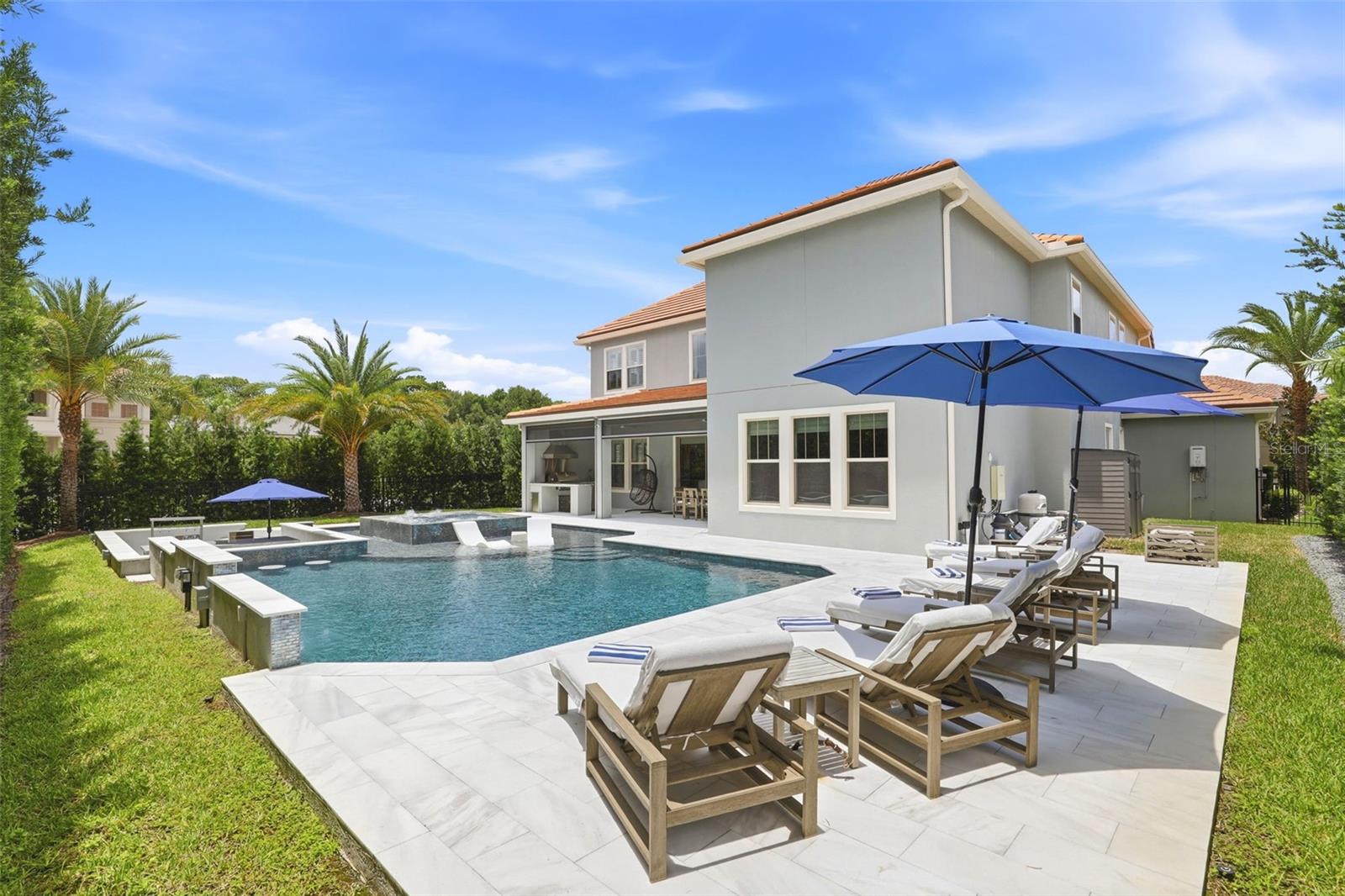STEEPLE CHASE - Residential