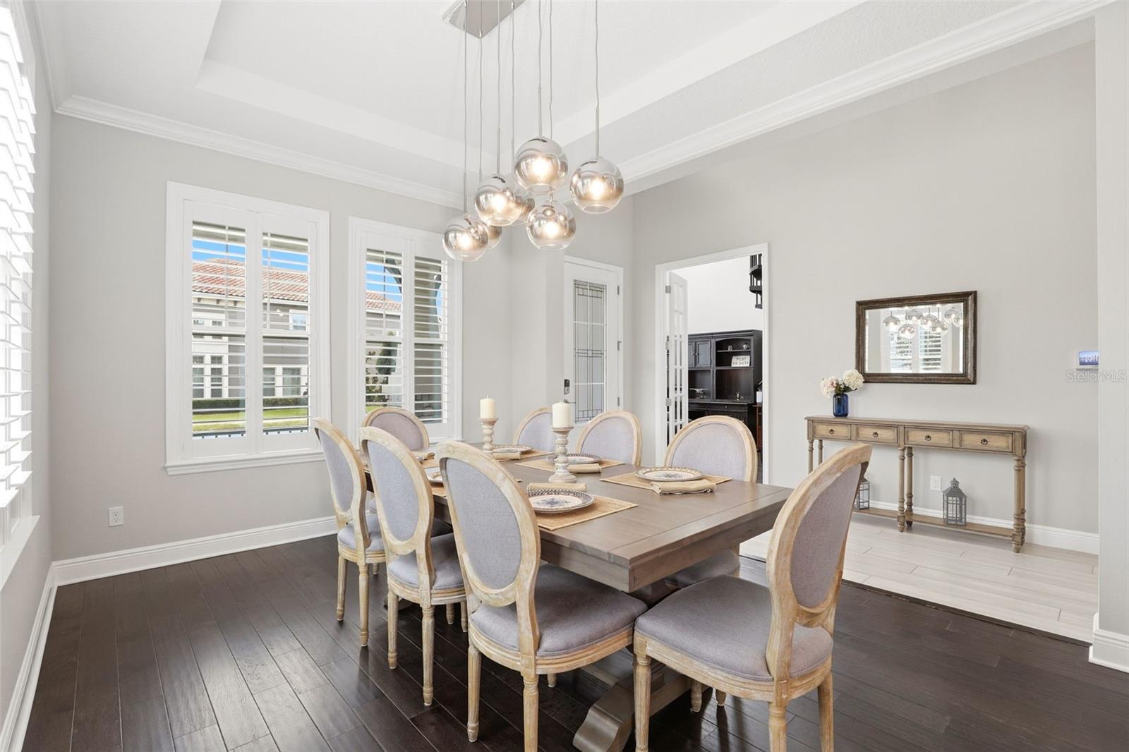 STEEPLE CHASE - Residential