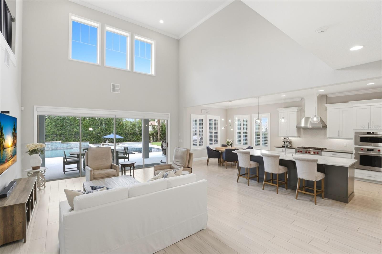 STEEPLE CHASE - Residential