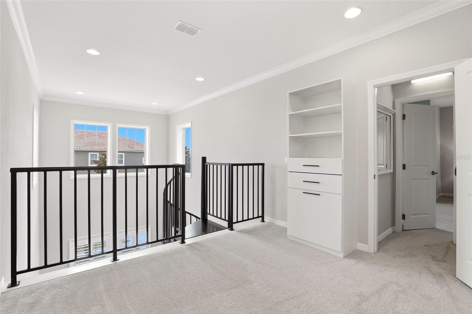 STEEPLE CHASE - Residential