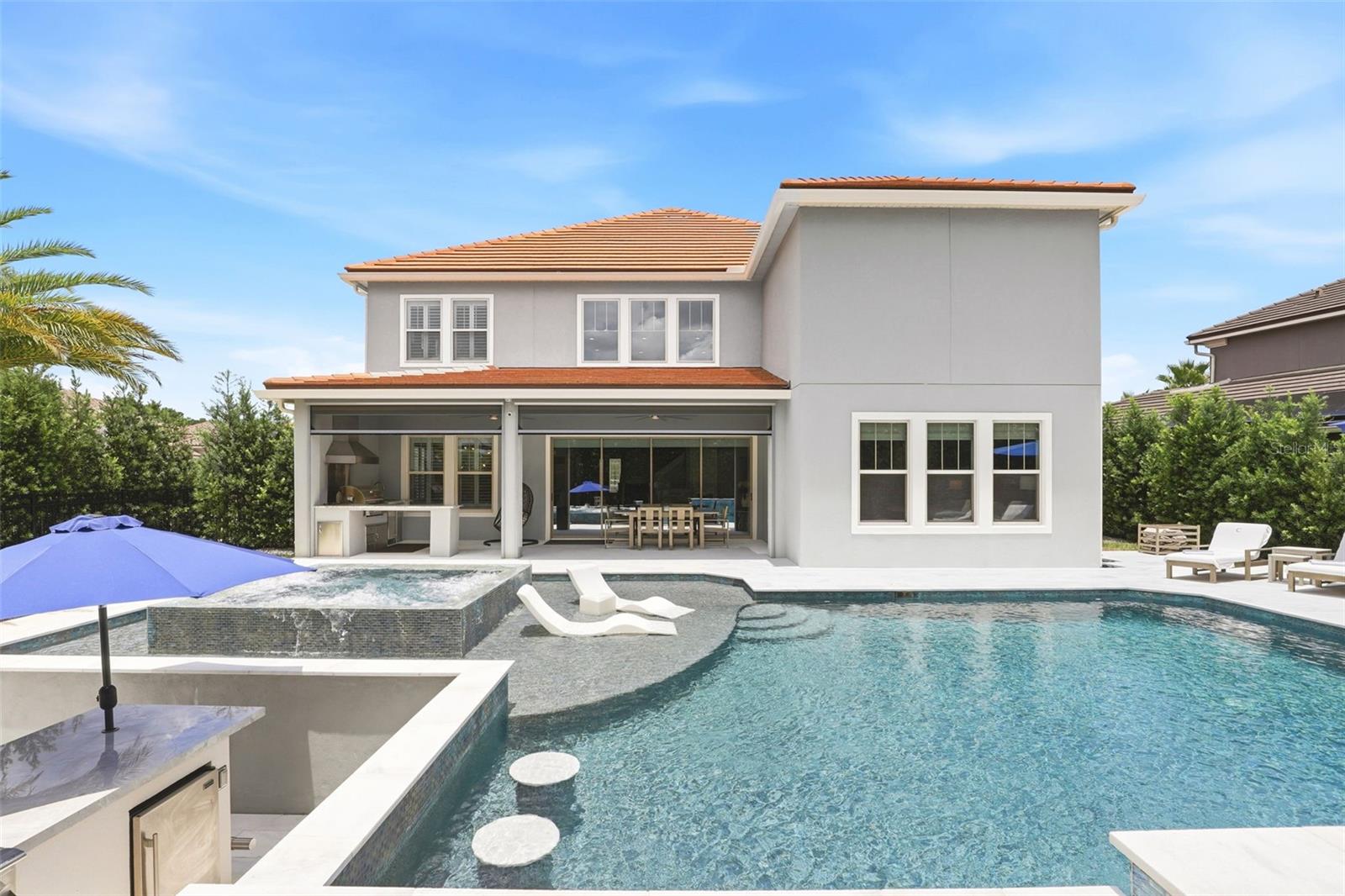 STEEPLE CHASE - Residential