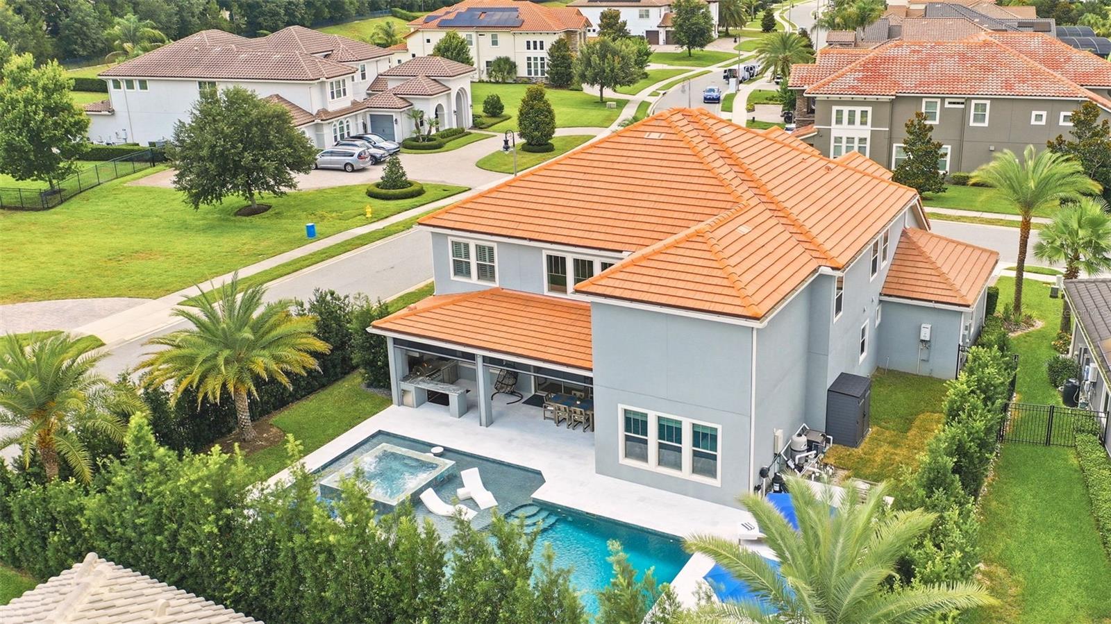 STEEPLE CHASE - Residential