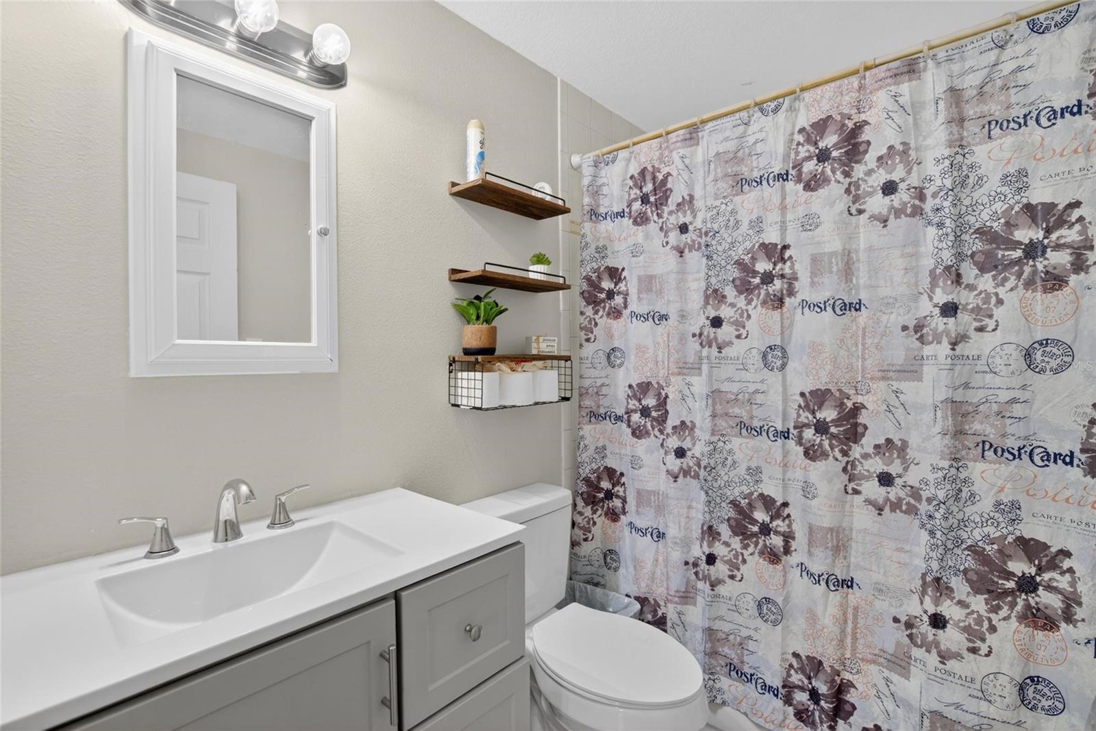 RUSKIN CITY 1ST ADD - Residential