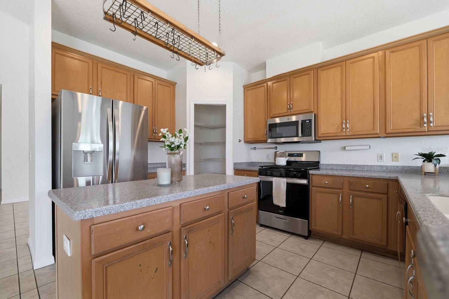 FISHHAWK RANCH PH 2 PRCL - Residential