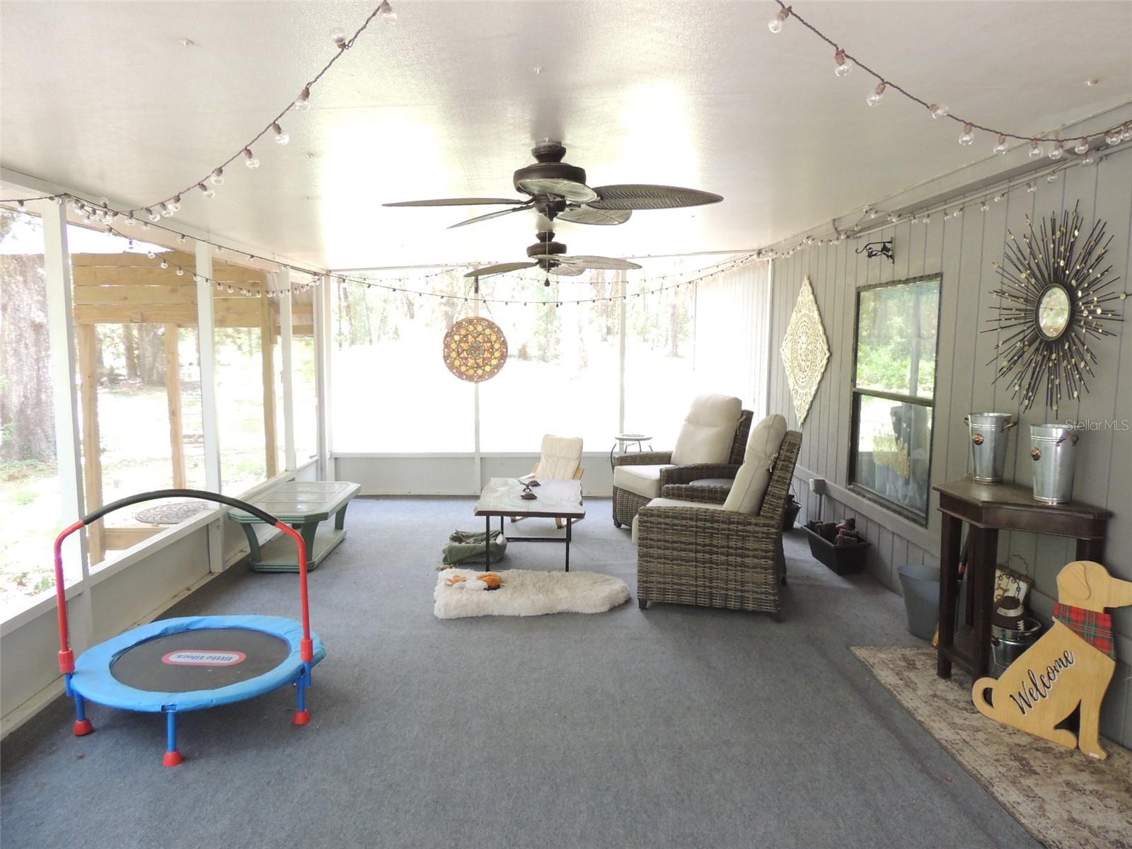RALEIGH OAKS - Residential