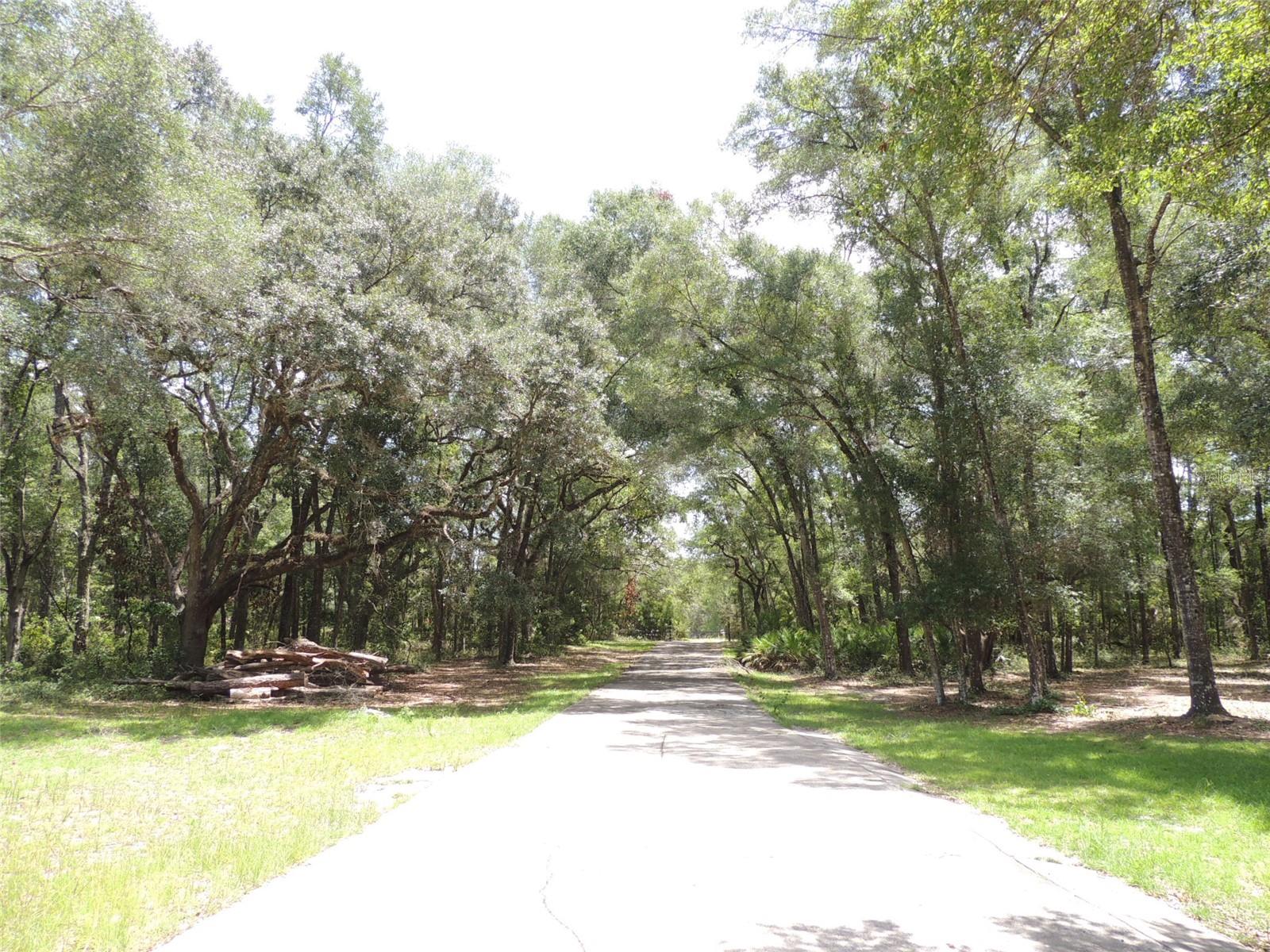 RALEIGH OAKS - Residential