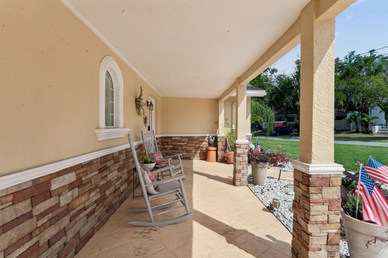 TROPIC SHORES - Residential