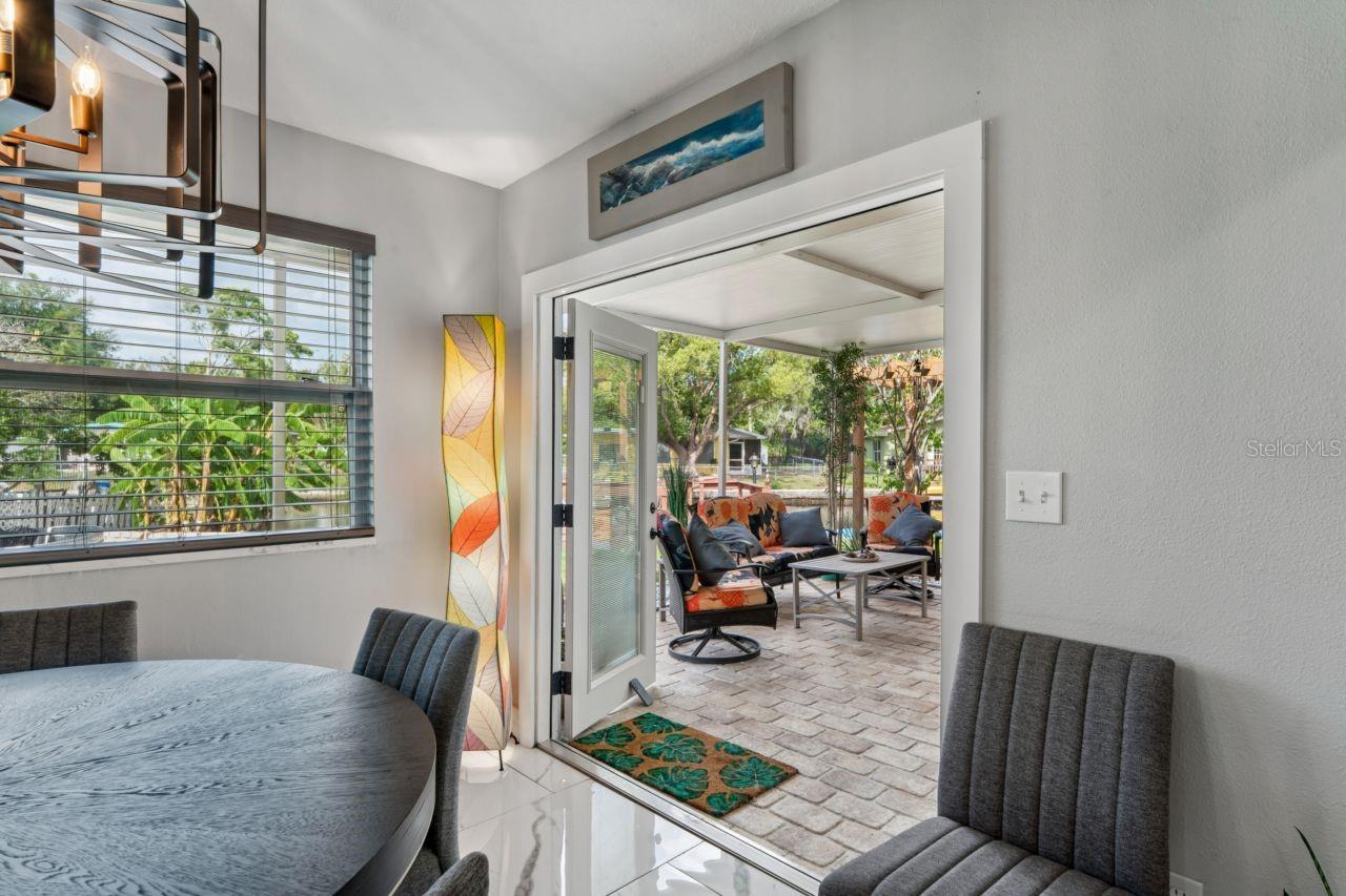 TROPIC SHORES - Residential