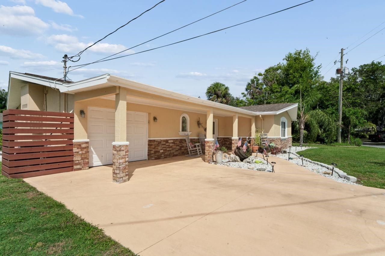 TROPIC SHORES - Residential
