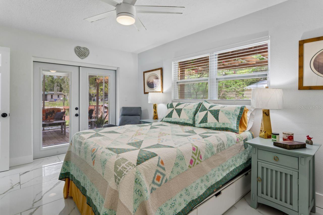 TROPIC SHORES - Residential
