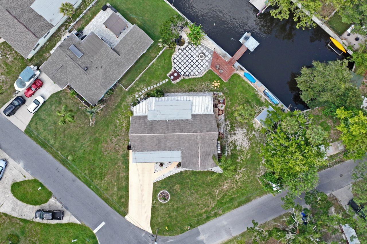 TROPIC SHORES - Residential