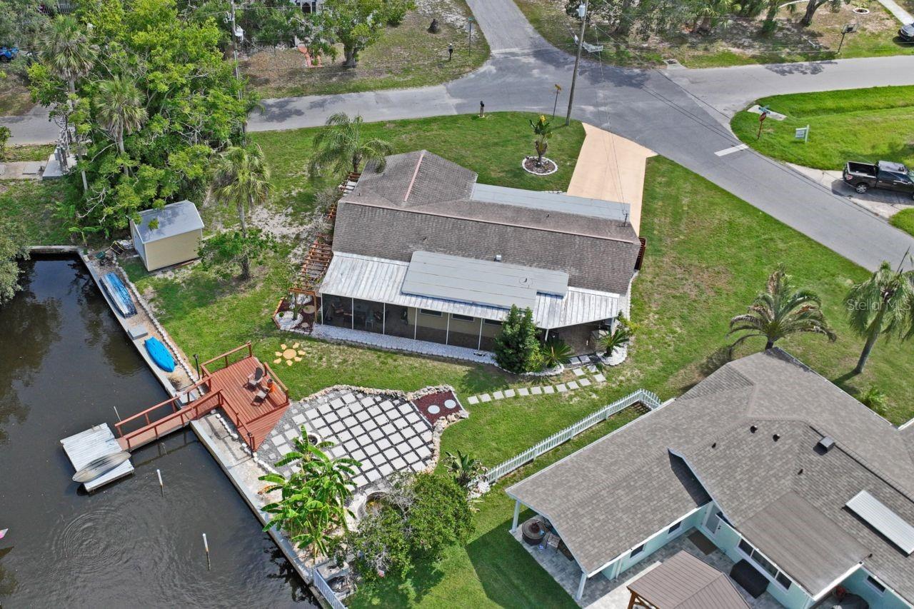 TROPIC SHORES - Residential