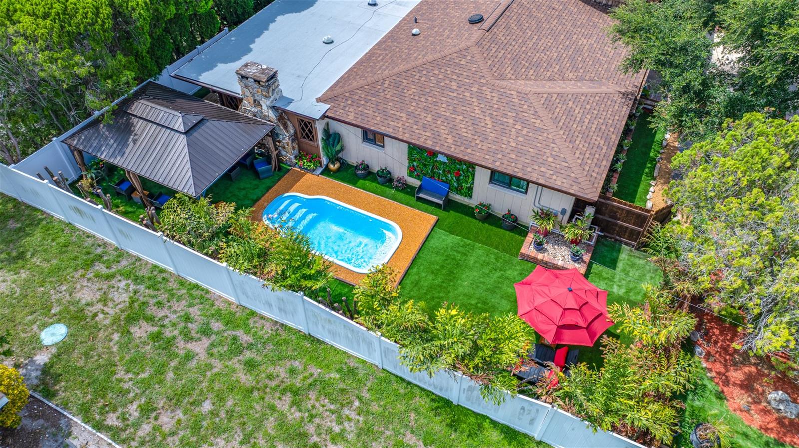 HAMPSHIRE ACRES - Residential