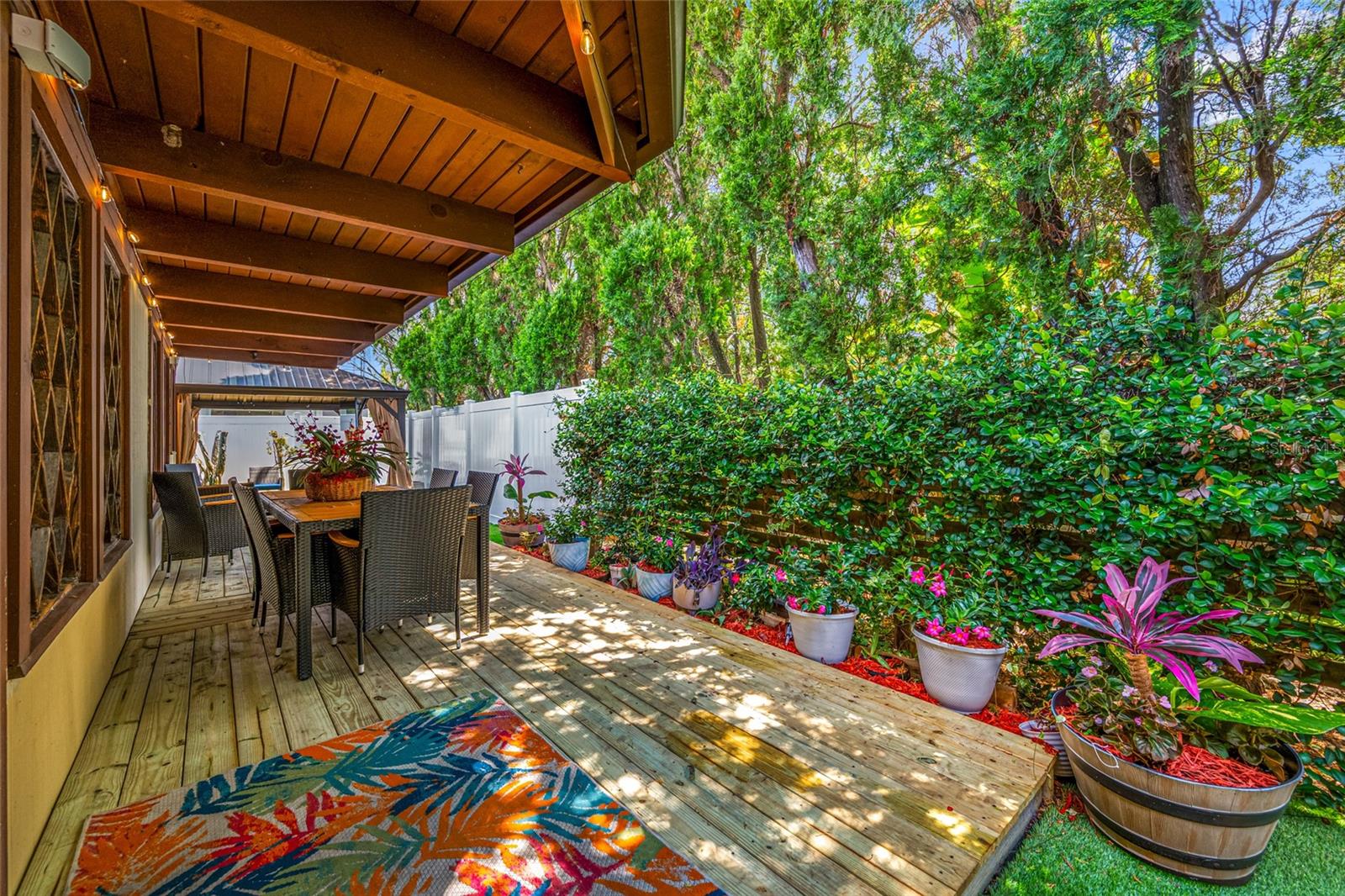 HAMPSHIRE ACRES - Residential