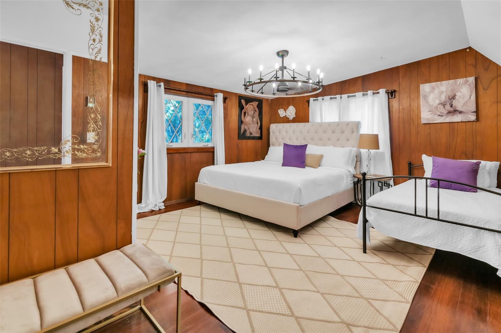 HAMPSHIRE ACRES - Residential