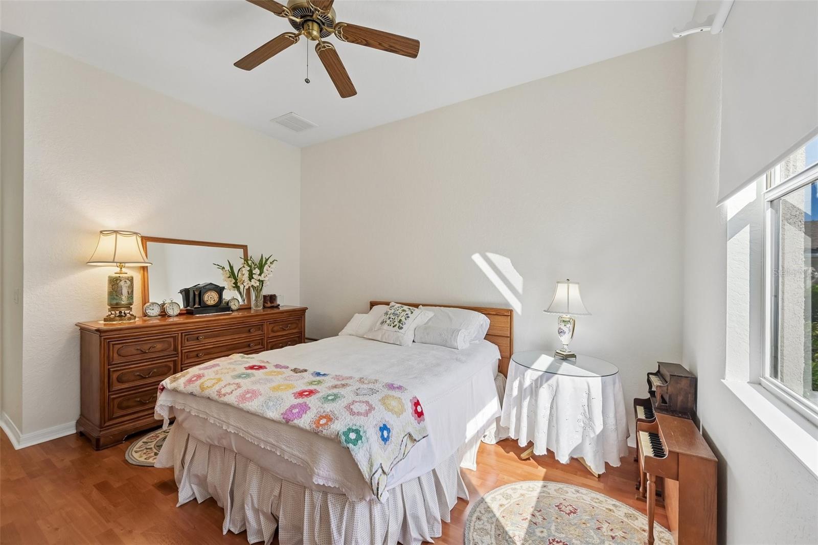 MAPLEWOOD CONDO - Residential