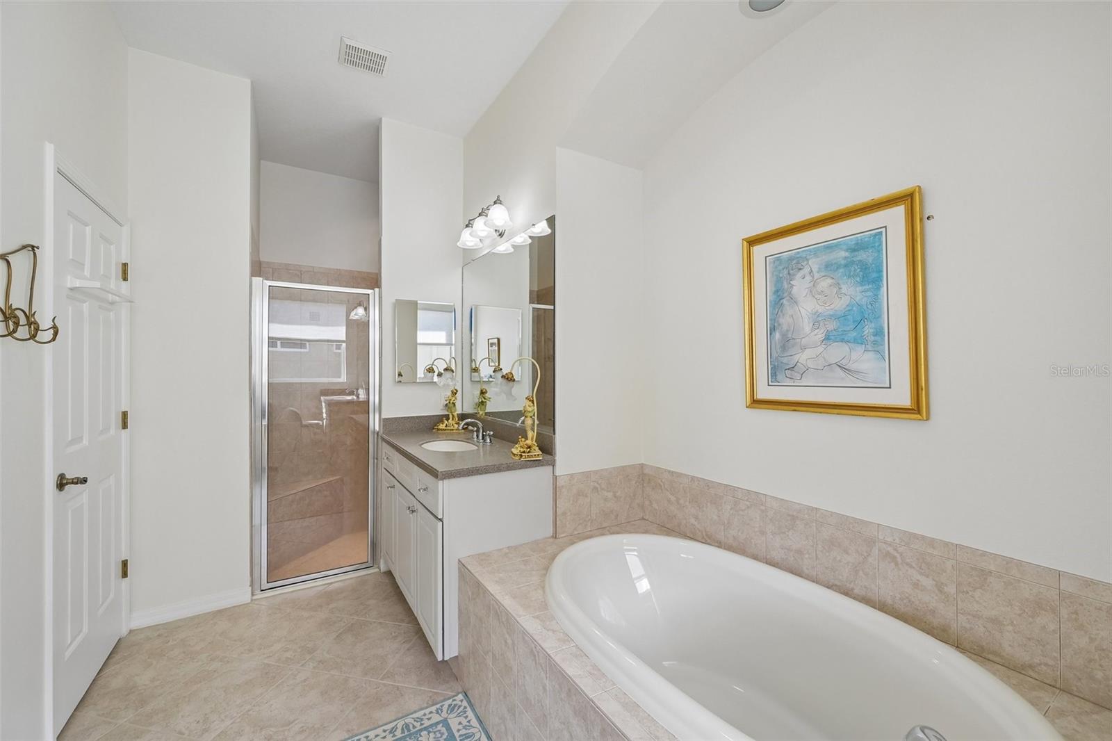 MAPLEWOOD CONDO - Residential