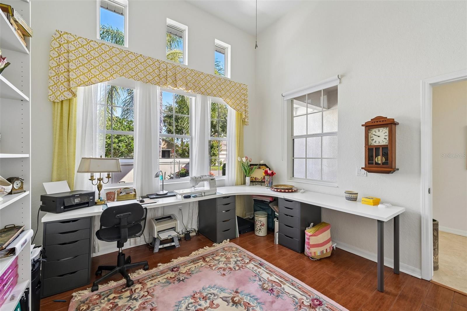 MAPLEWOOD CONDO - Residential
