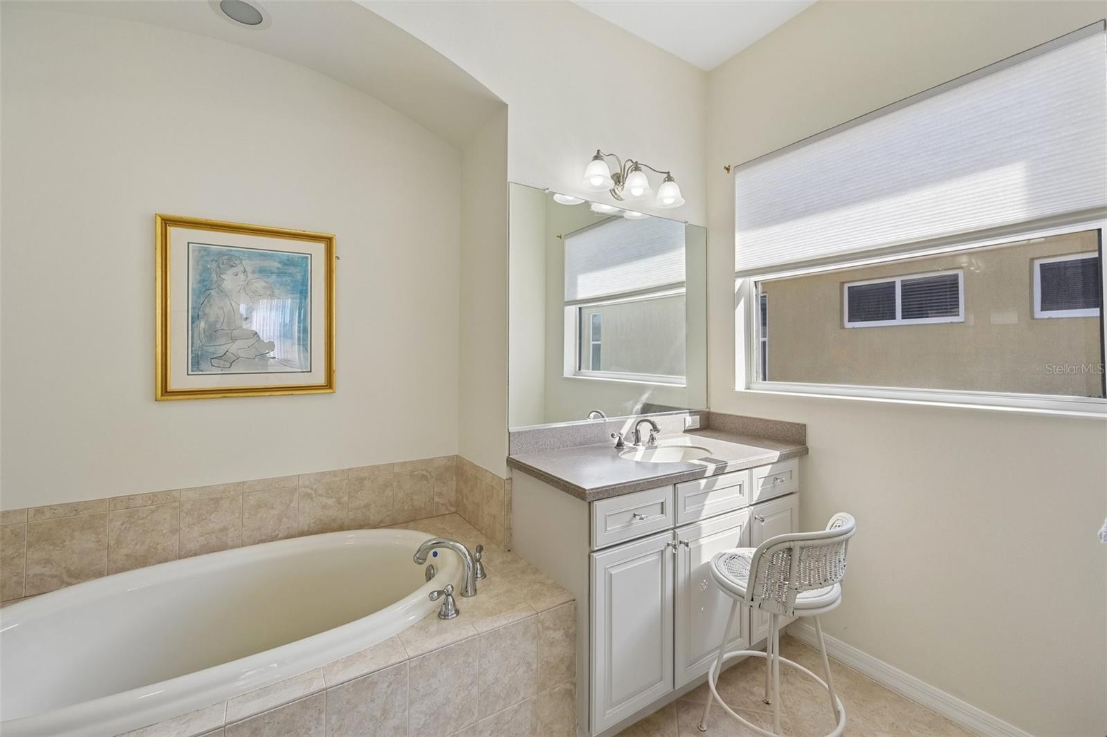 MAPLEWOOD CONDO - Residential