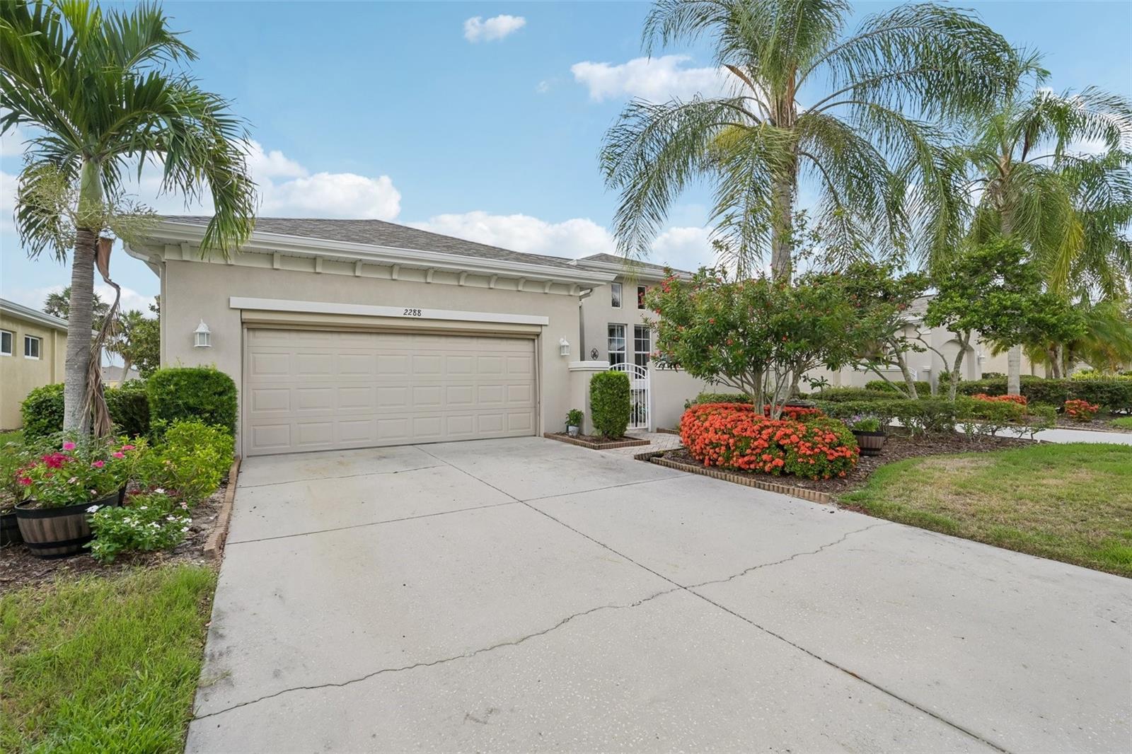 MAPLEWOOD CONDO - Residential