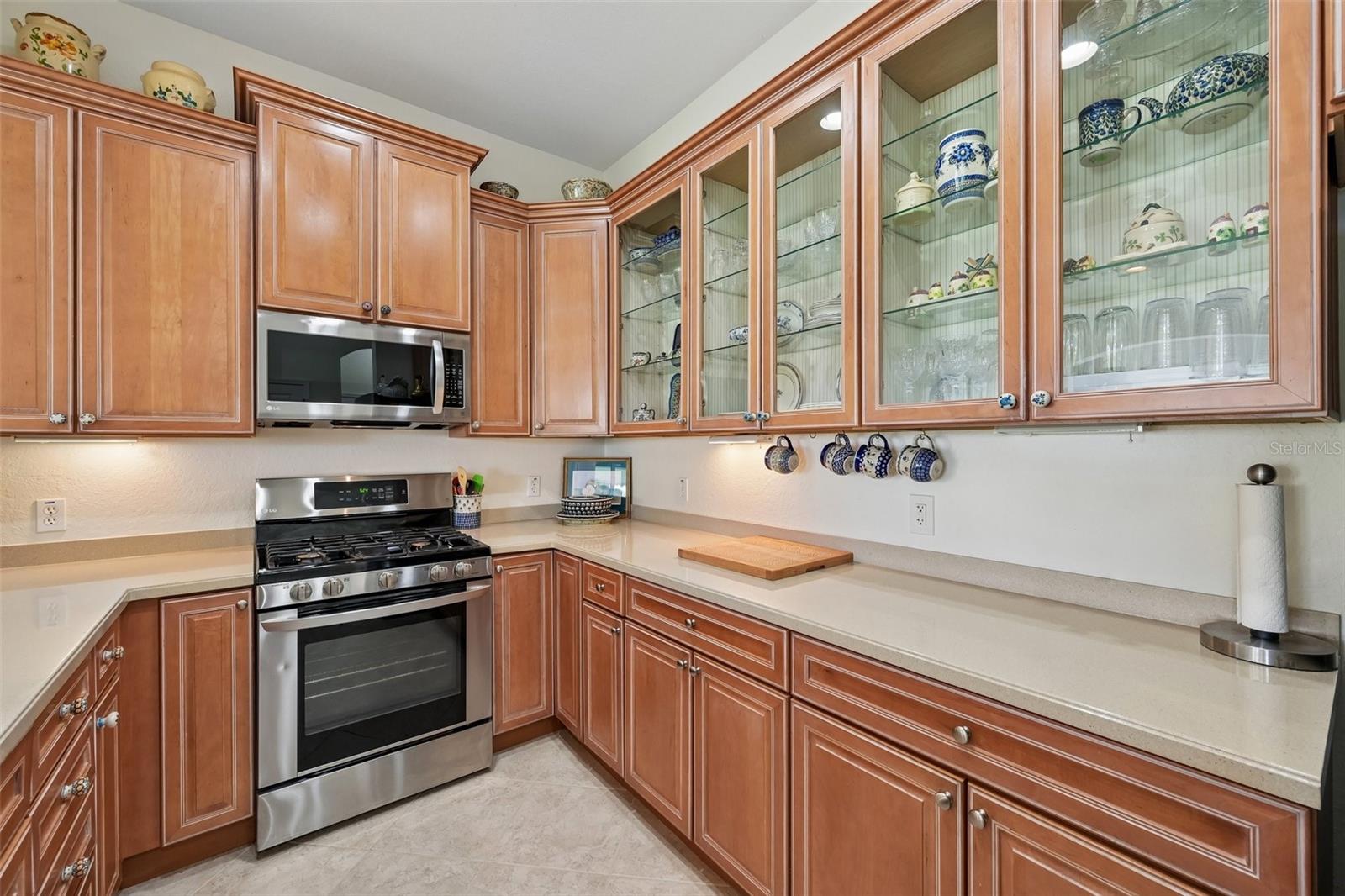 MAPLEWOOD CONDO - Residential