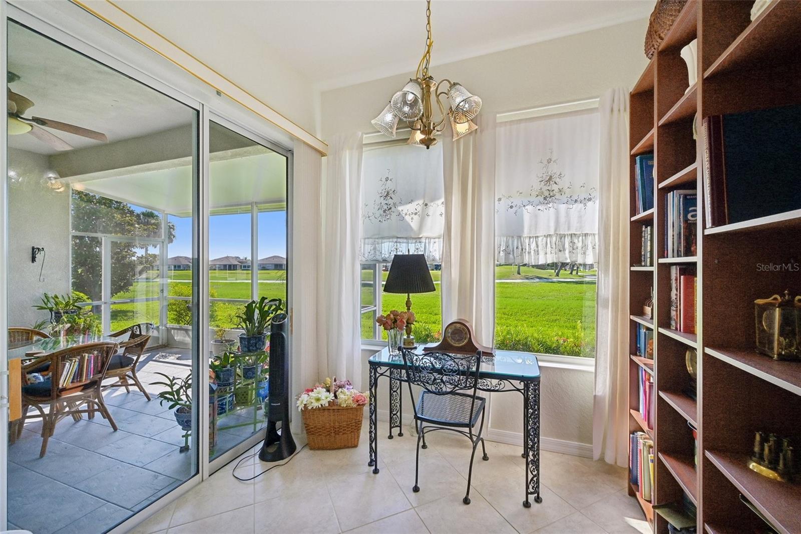 MAPLEWOOD CONDO - Residential