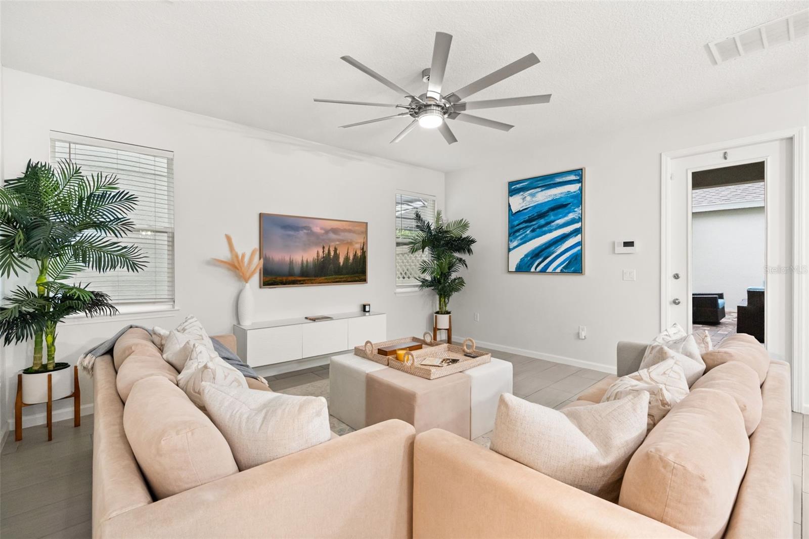 LAKESIDE AT HAMLIN - Residential