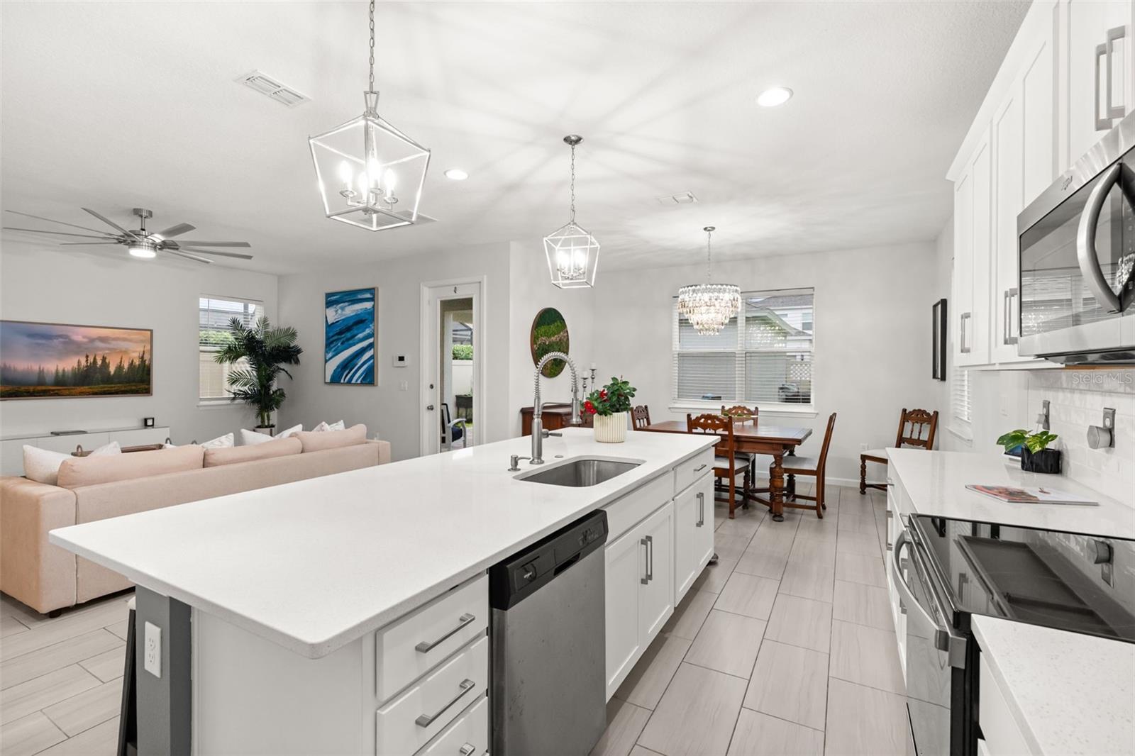 LAKESIDE AT HAMLIN - Residential