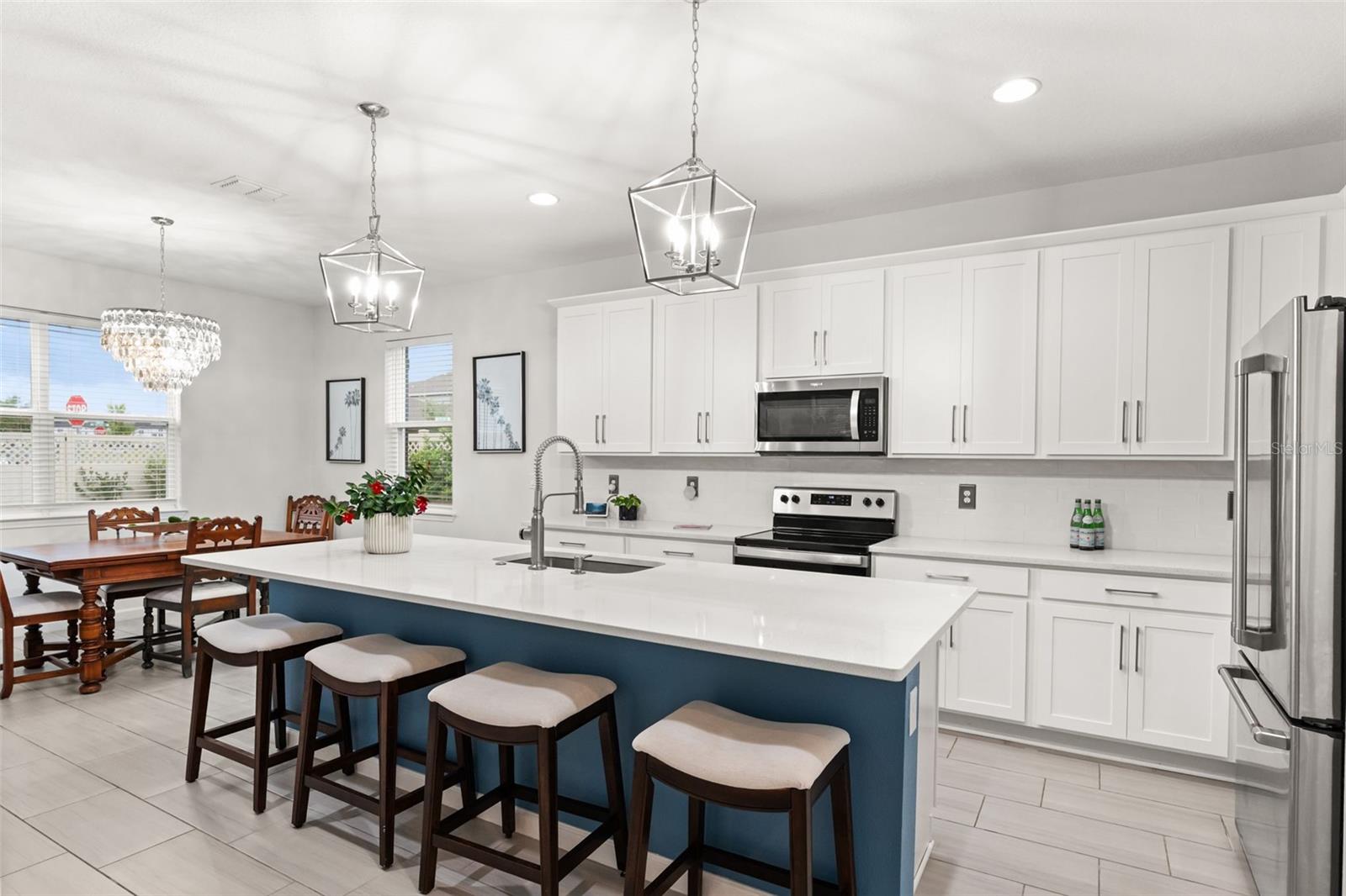 LAKESIDE AT HAMLIN - Residential
