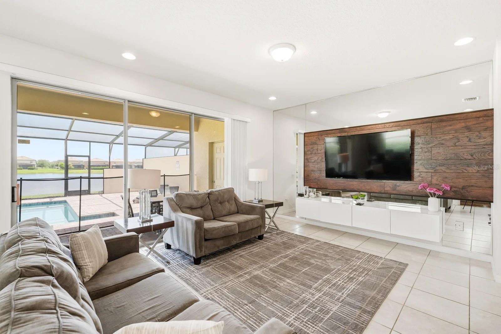 WINDSOR AT WESTSIDE PH 2B - Residential