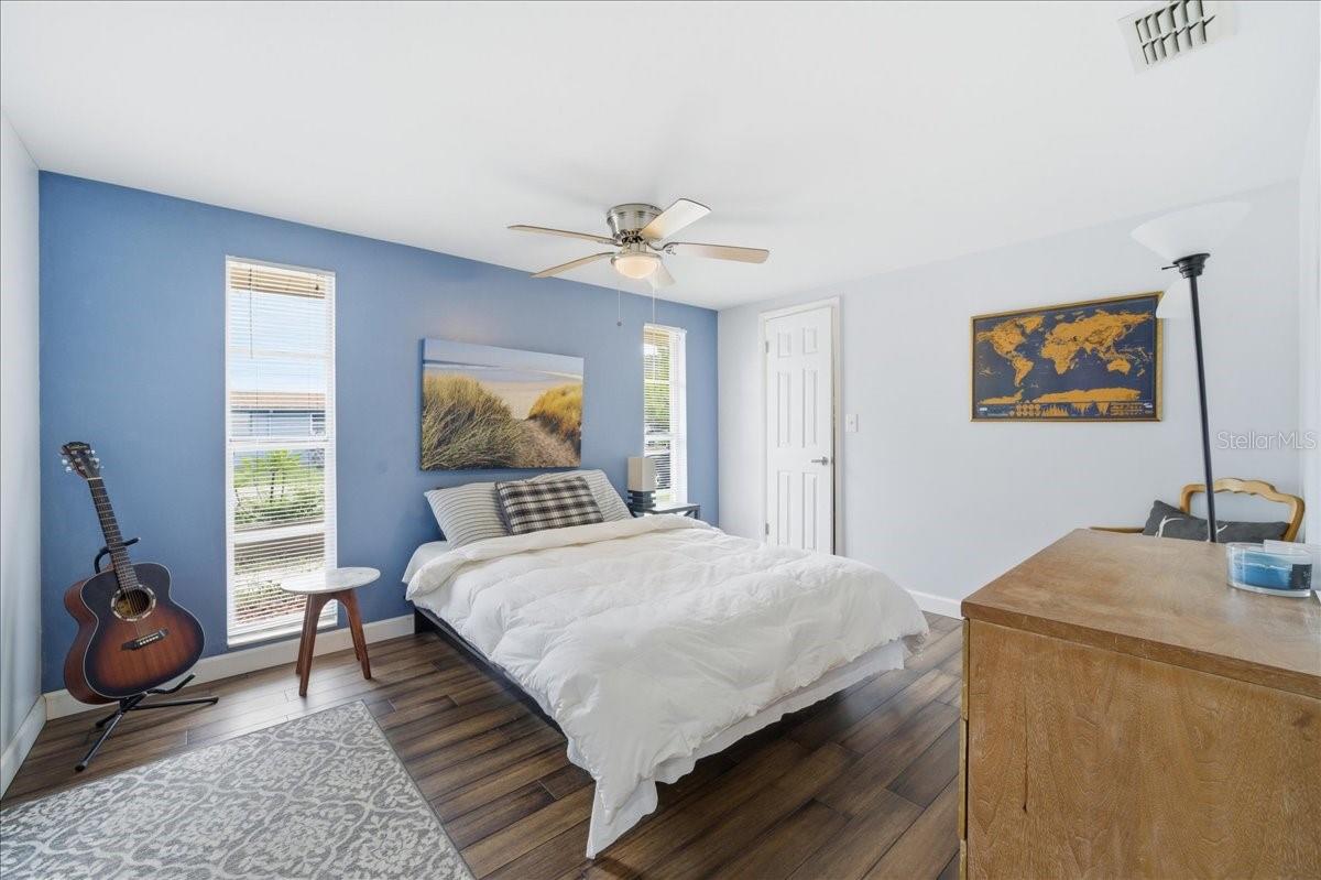 EMBASSY HILLS - Residential
