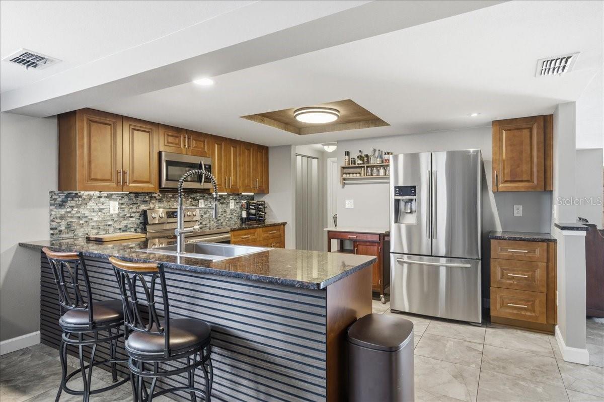 EMBASSY HILLS - Residential