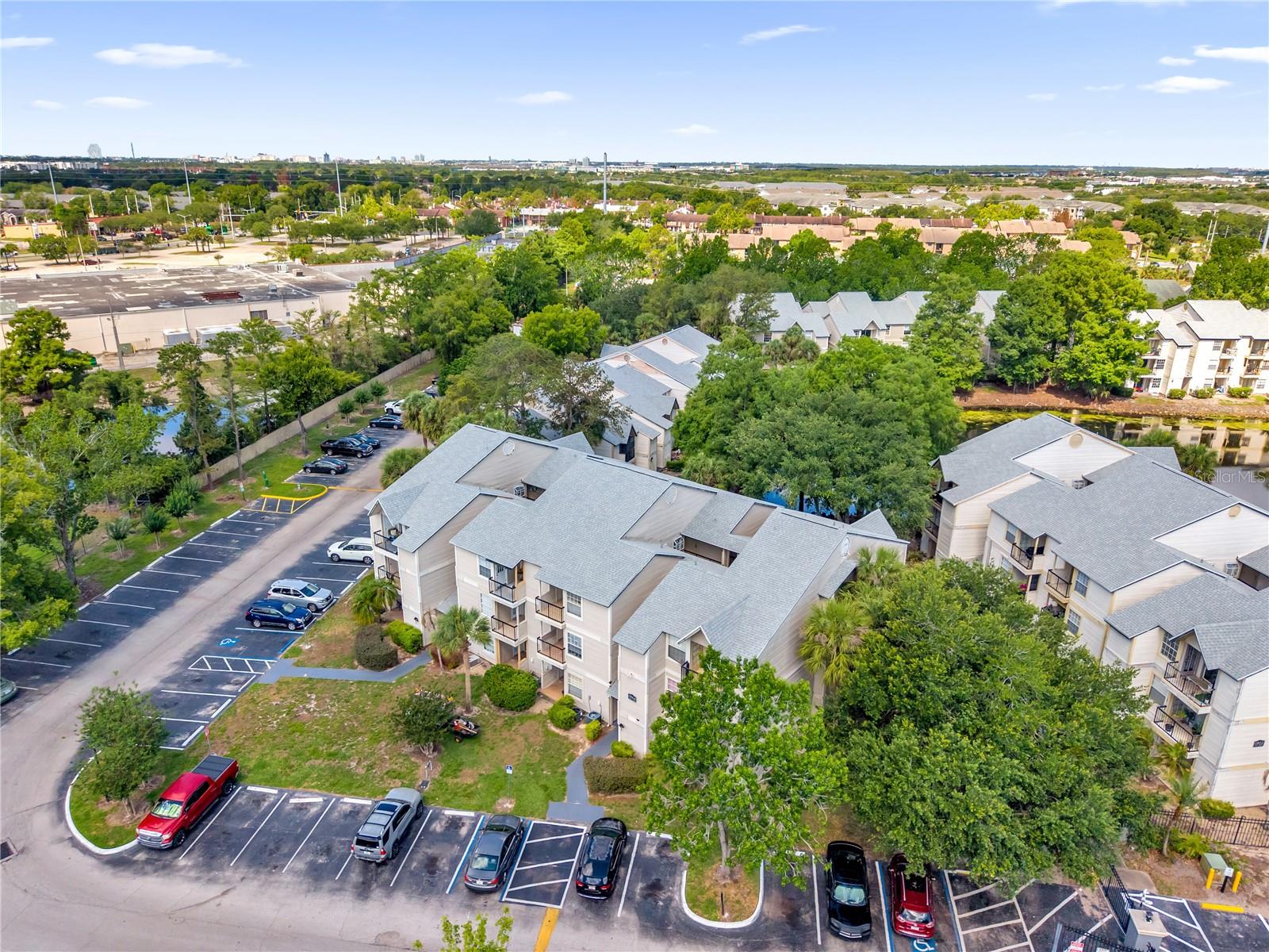 PLAZA/MILLENIUM - Residential Lease