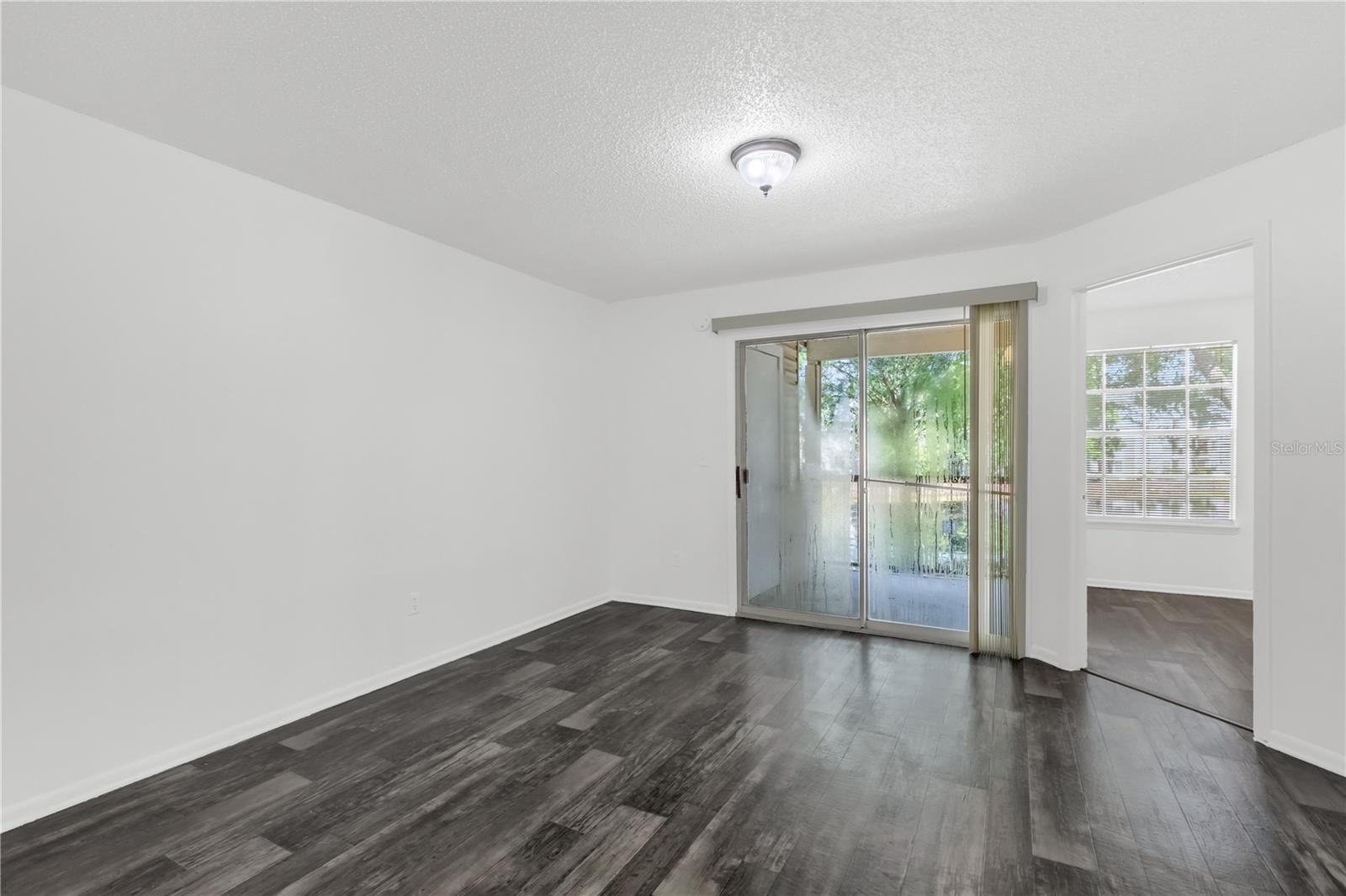 PLAZA/MILLENIUM - Residential Lease