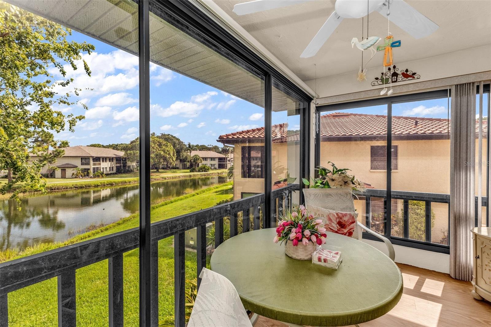 VILLAGE LAKE - Residential