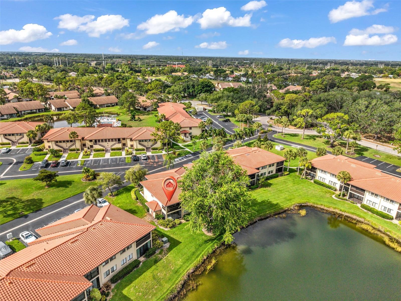 VILLAGE LAKE - Residential