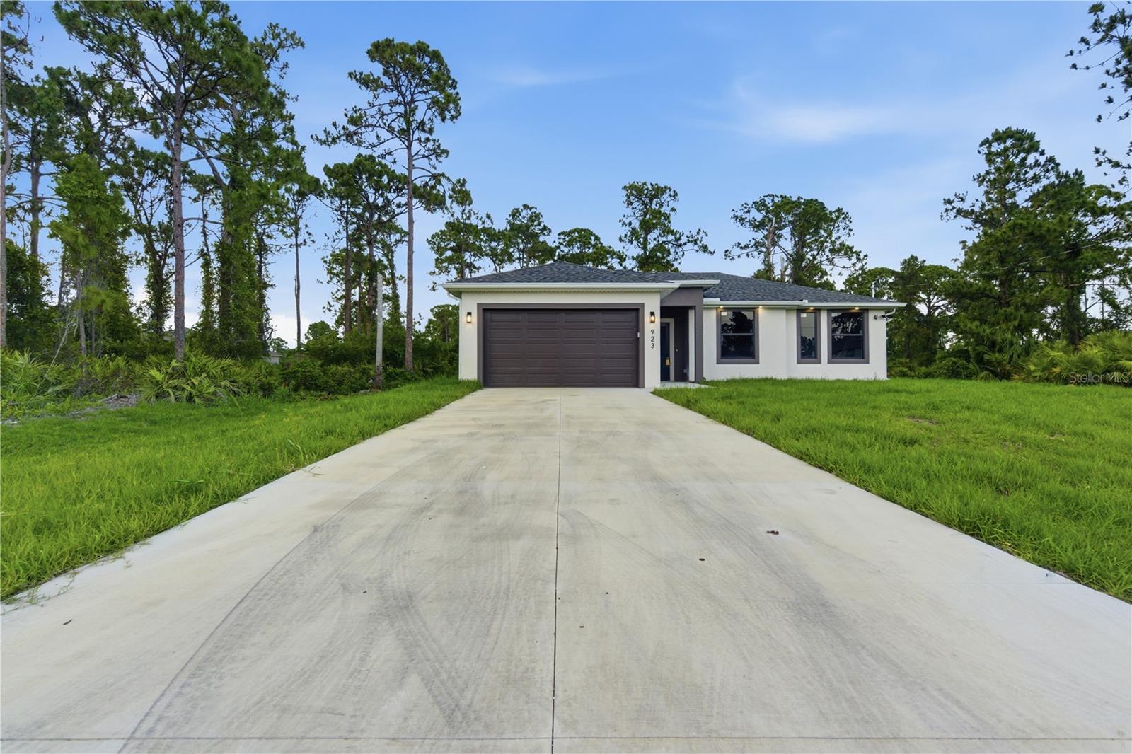 LEHIGH ACRES - Residential