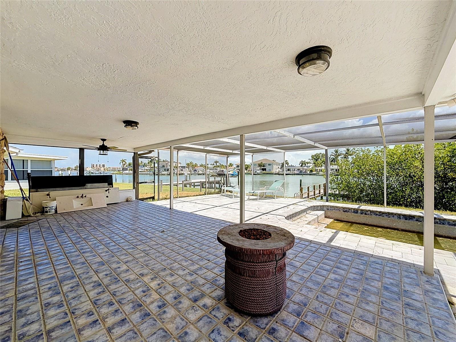 SOUTH CSWY ISLE YACHT CLUB 3RD ADD - Residential