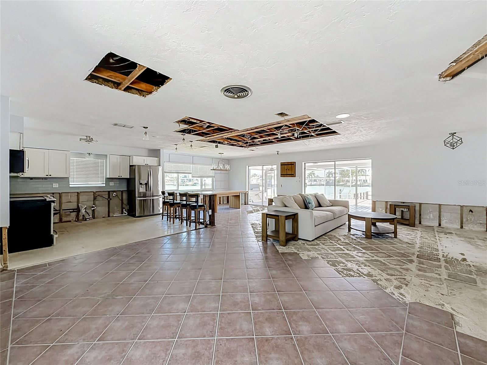 SOUTH CSWY ISLE YACHT CLUB 3RD ADD - Residential