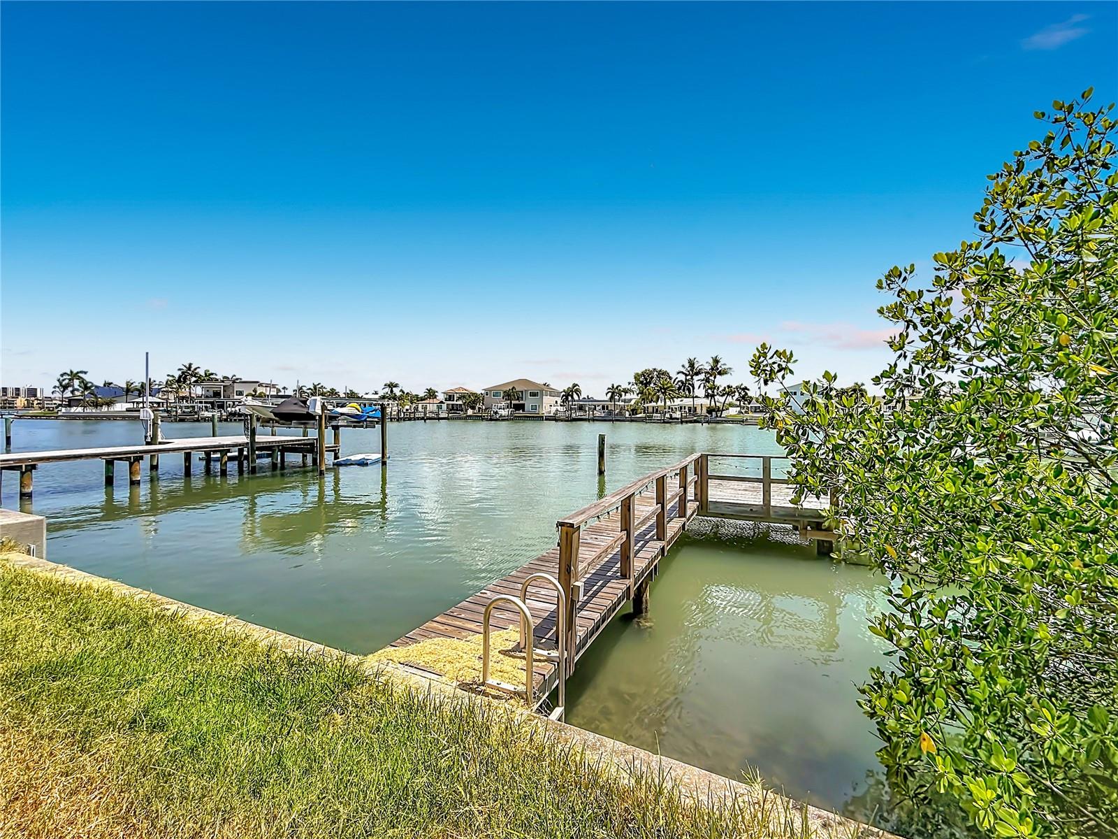 SOUTH CSWY ISLE YACHT CLUB 3RD ADD - Residential