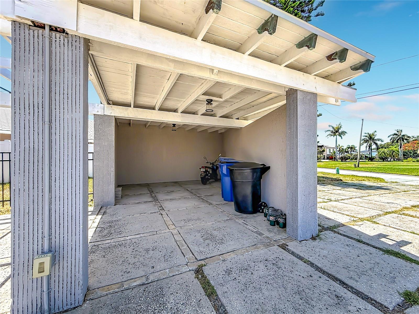 SOUTH CSWY ISLE YACHT CLUB 3RD ADD - Residential
