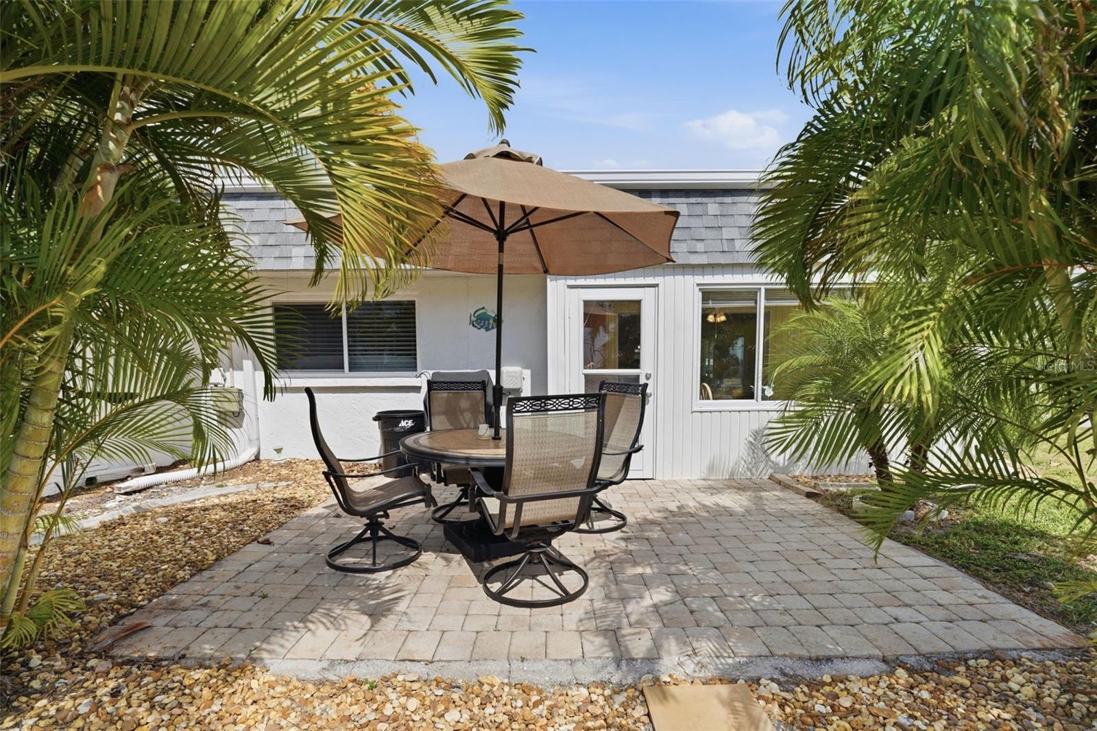 CIRCLE WOODS OF VENICE 2 - Residential