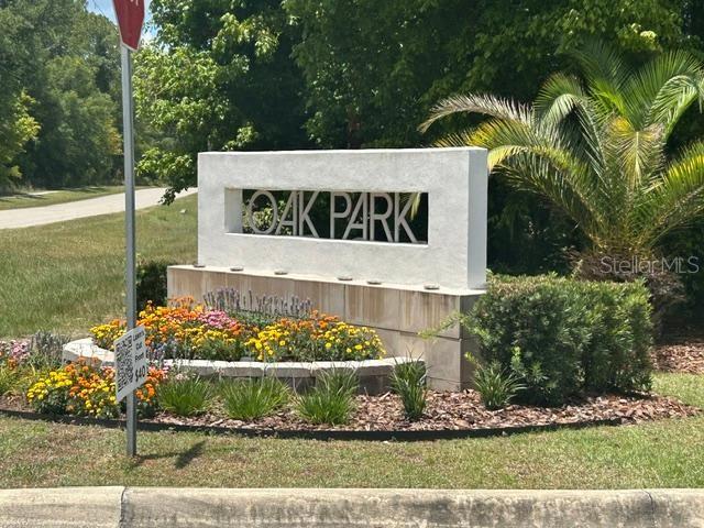 OAK PARK - Residential