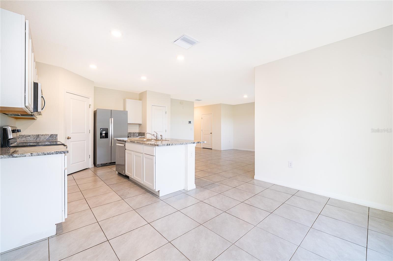 EPPERSON RANCH NORTH POD F PH - Residential