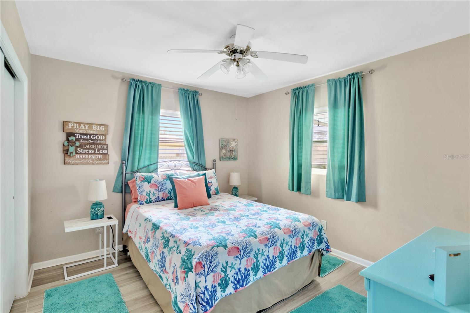 SUNSET LAKE ESTATES - Residential
