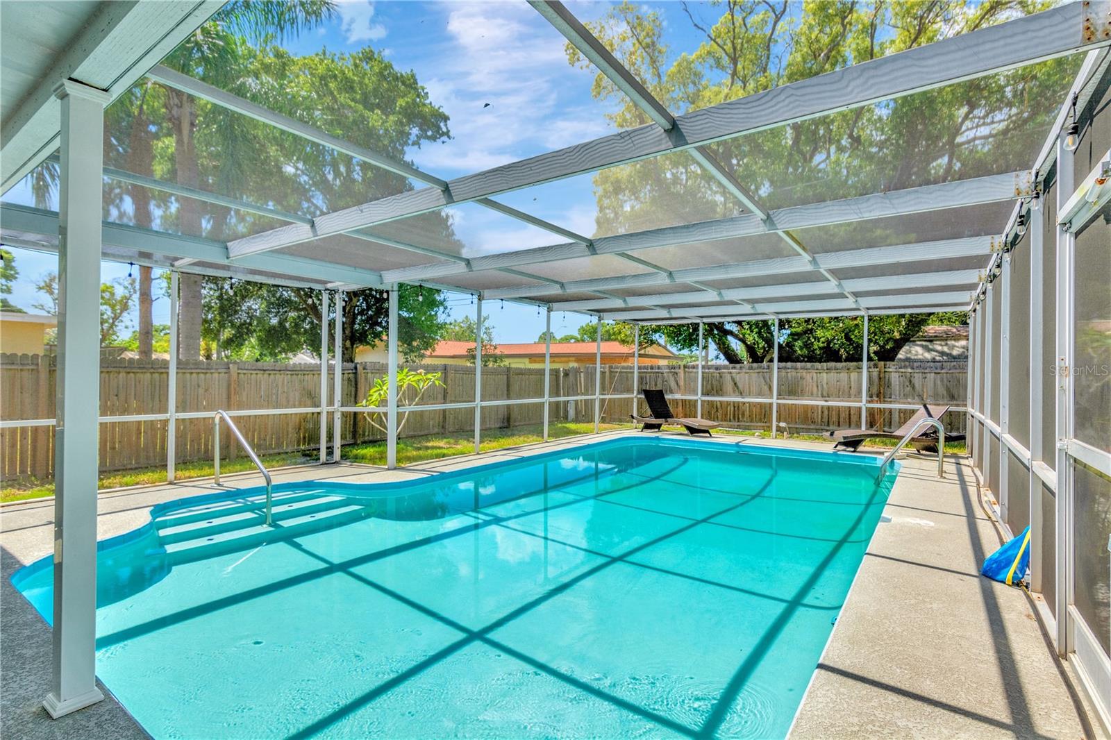 SUNSET LAKE ESTATES - Residential