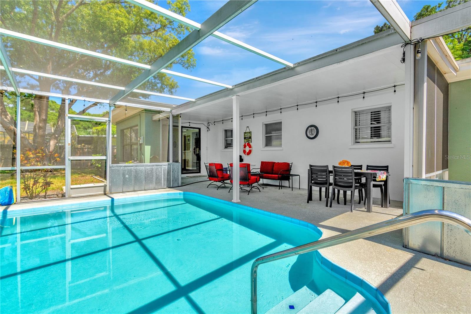 SUNSET LAKE ESTATES - Residential