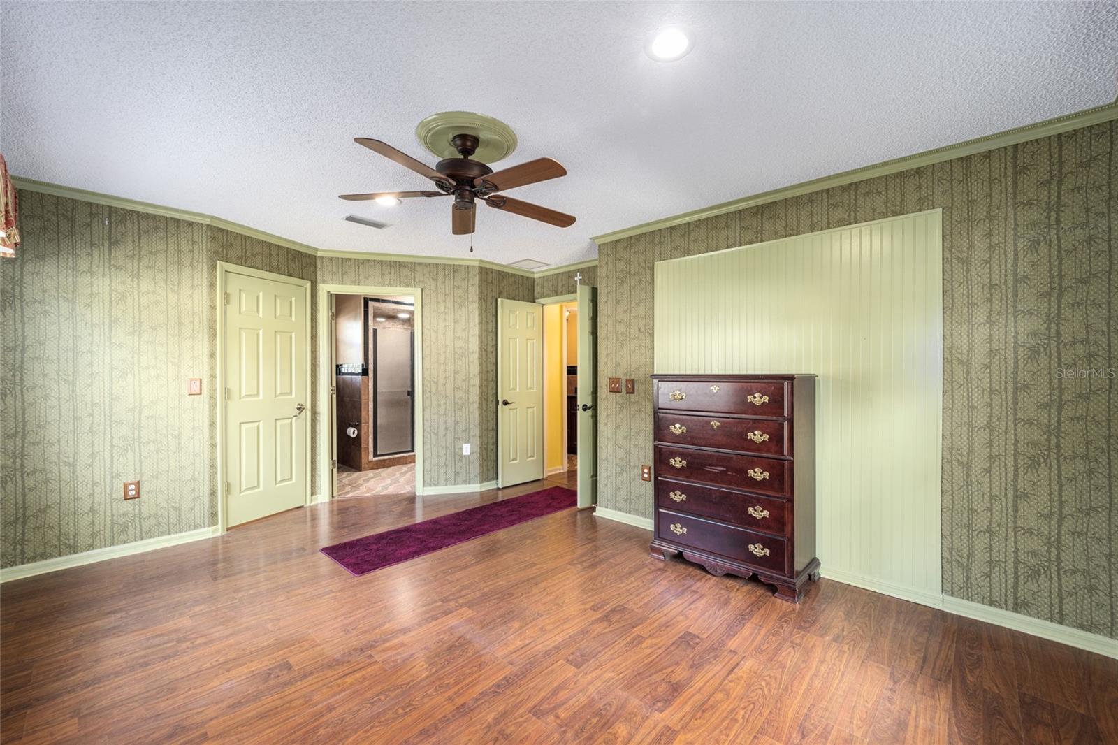 OAK RUN - Residential