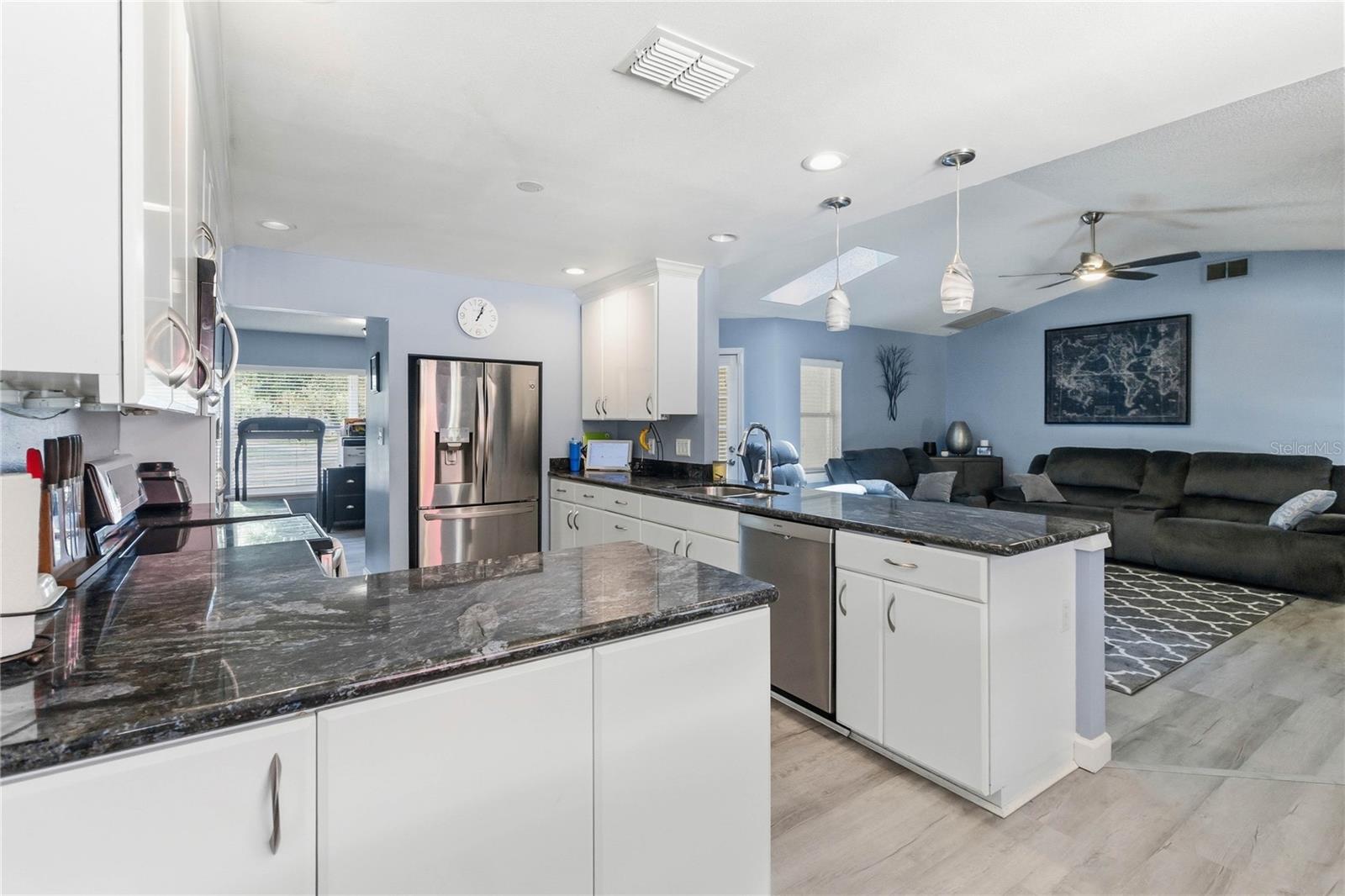 COUNTRY DOWNS PH 1 - Residential