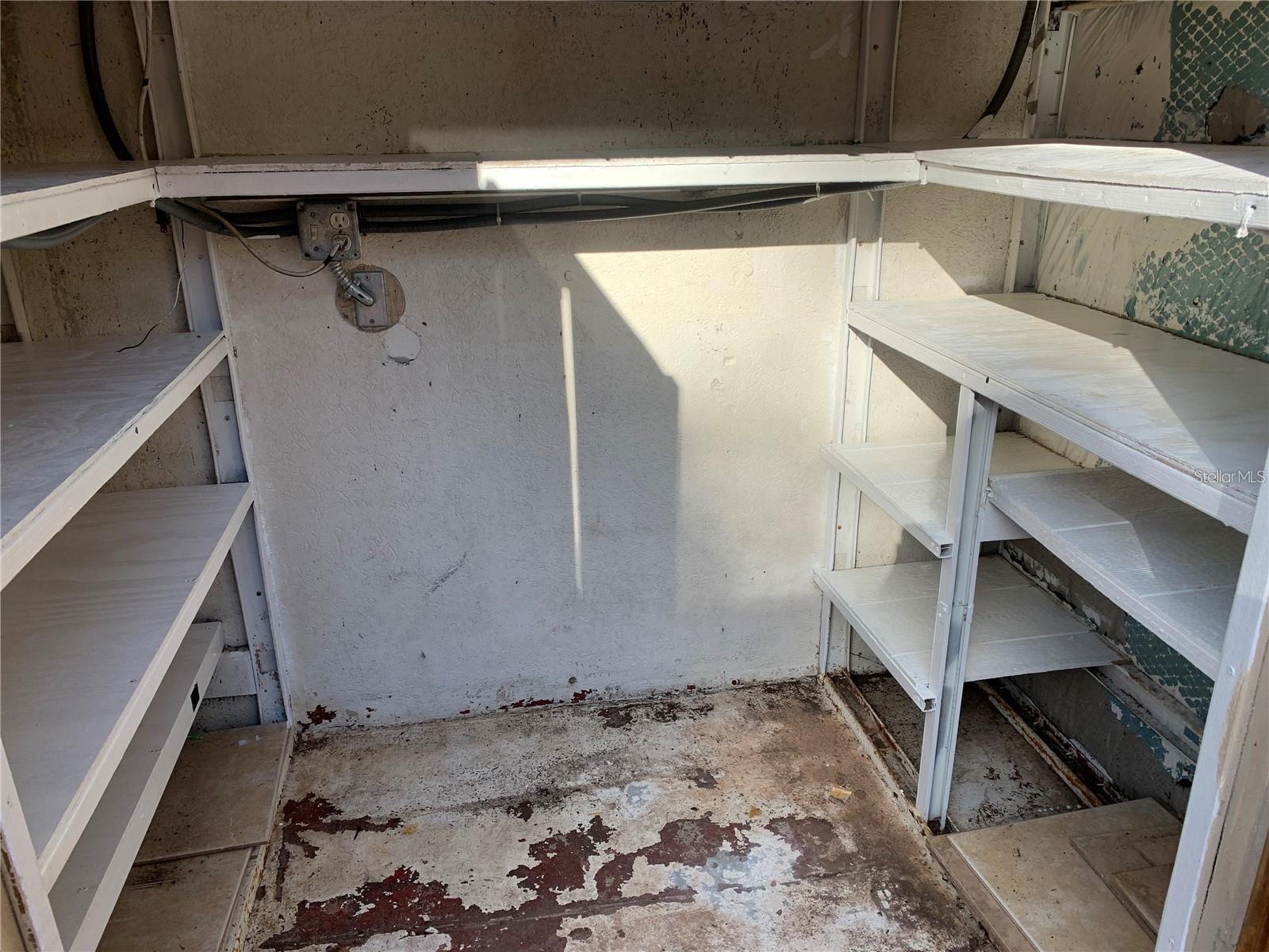 WEDGE WOOD OF PALM HARBOR UNIT 1 - Residential Lease